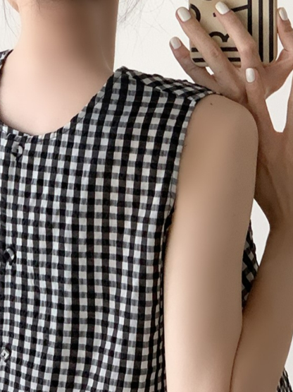 Tirya Checked Sleeveless Trapeze Top-The Black Bow-