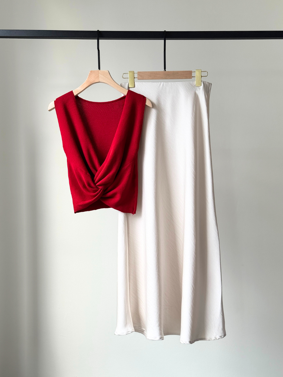 Audrey Textured Satin Bias Cutting Skirt-The Black Bow-