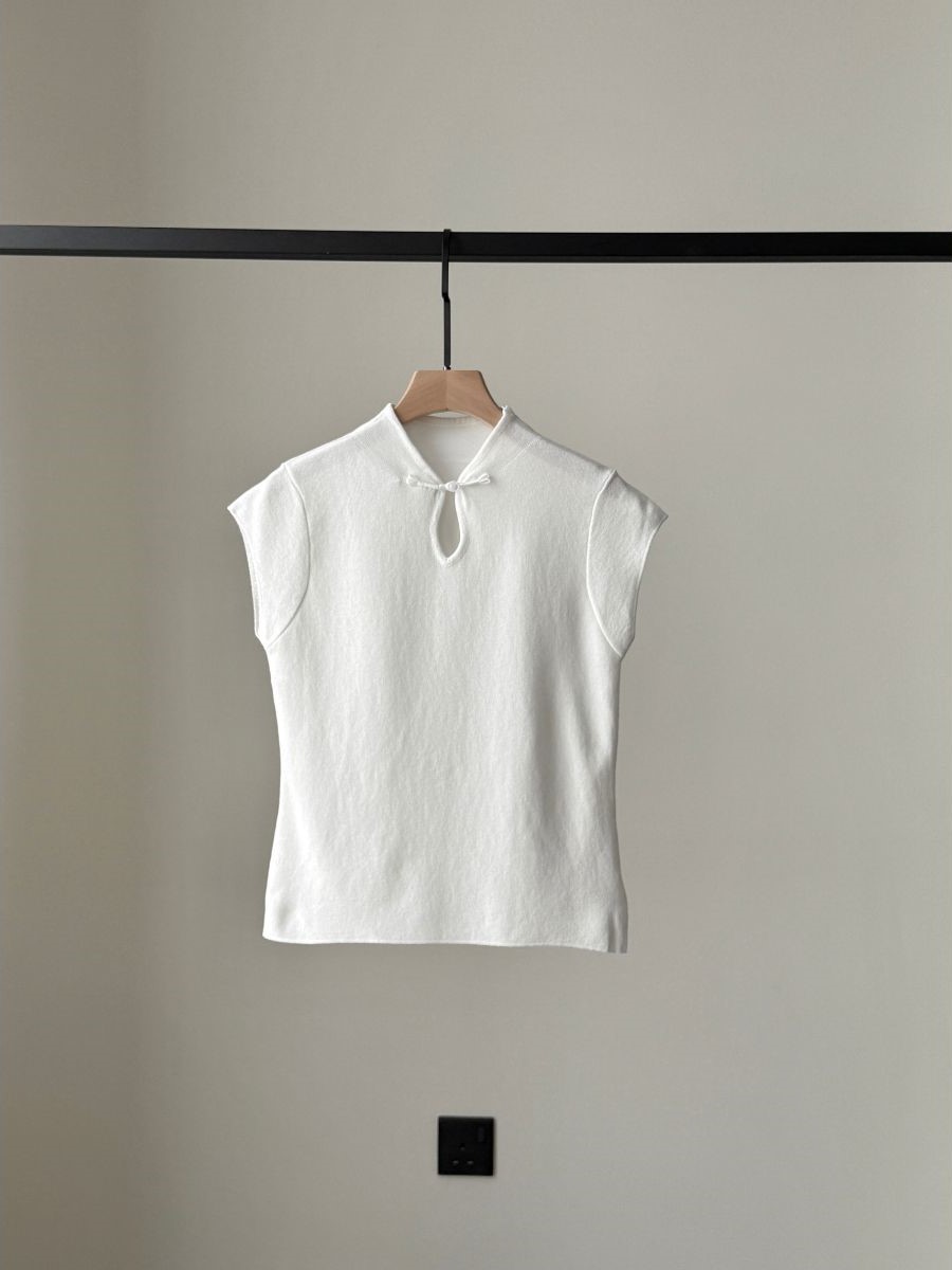 Zhi Qiu Oriental Knit Top with Pankou (Rejected-Free size)-The Black Bow-