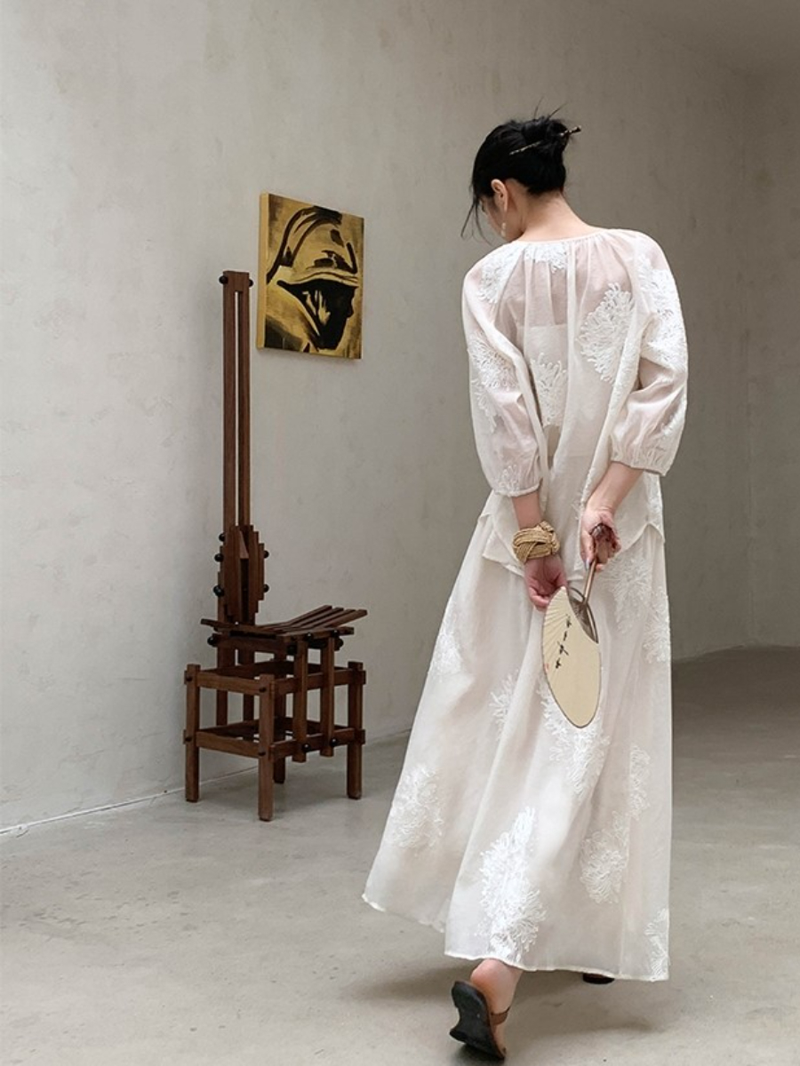 Cang Lan Long Sleeve Graceful Embroidered Set-Ivory (Skirt & Shorts)-The Black Bow-