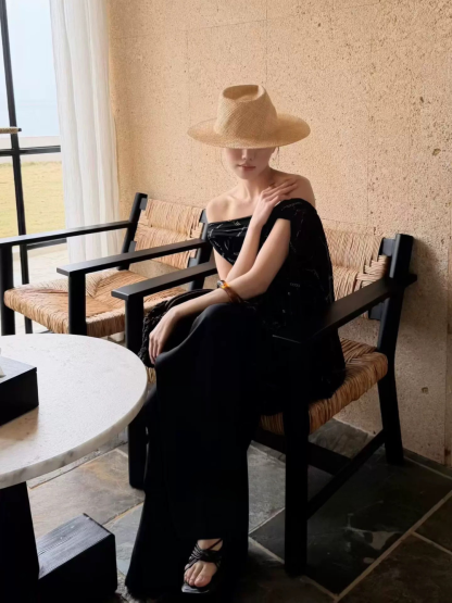 Wanessa Off Shoulder Flowy Top