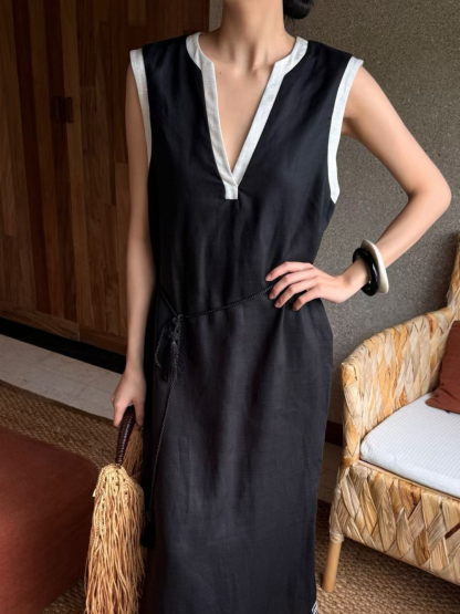 Wran Sleeveless Maxi Dress
