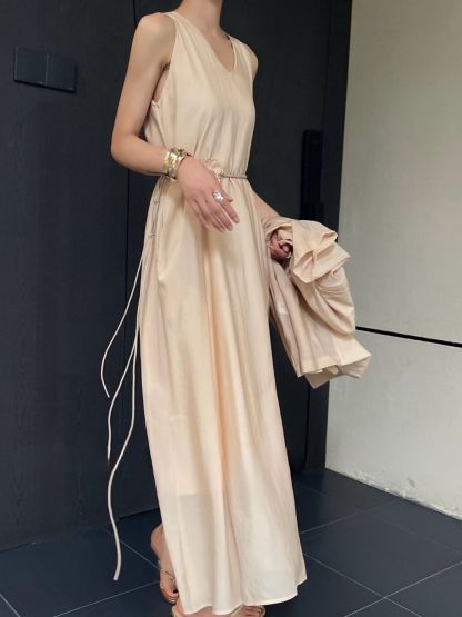 Amelia  V Collar Maxi Dress with Belt Tie