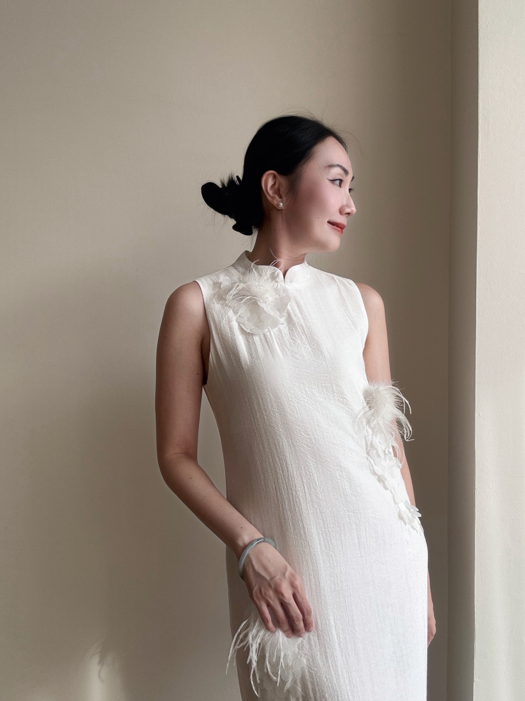 Li Bai Straight Cut Sleeveless Cheongsam