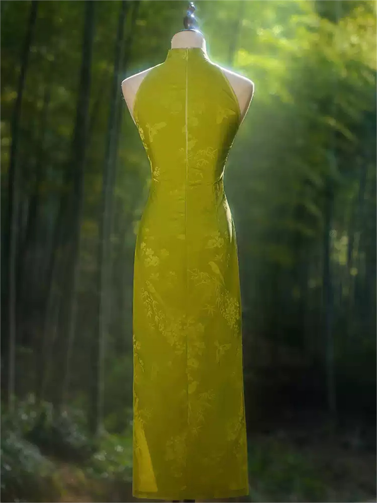 Yun Bing Floral Halter Cheongsam