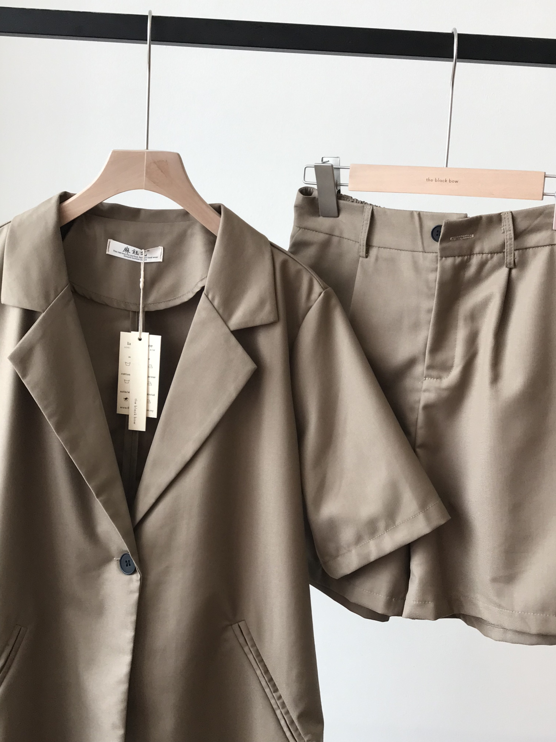 Den Short Sleeves Blazer & Shorts Set