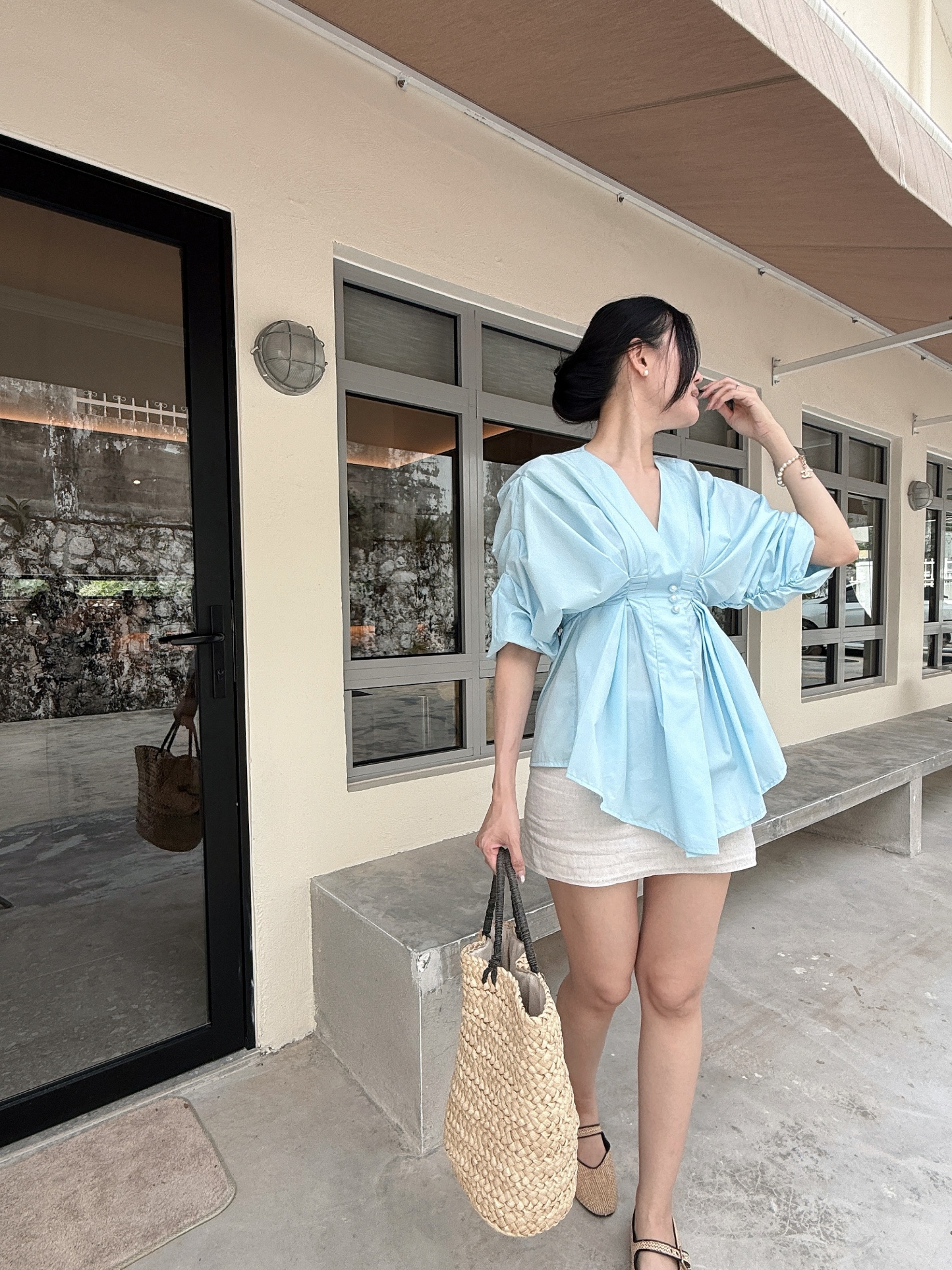 Vienna V Collar Ruched Top