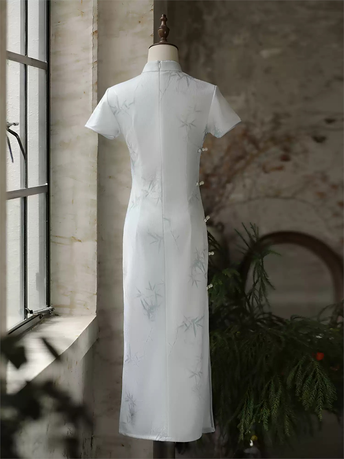 Yun Die Bamboo Print Short Sleeve Cheongsam