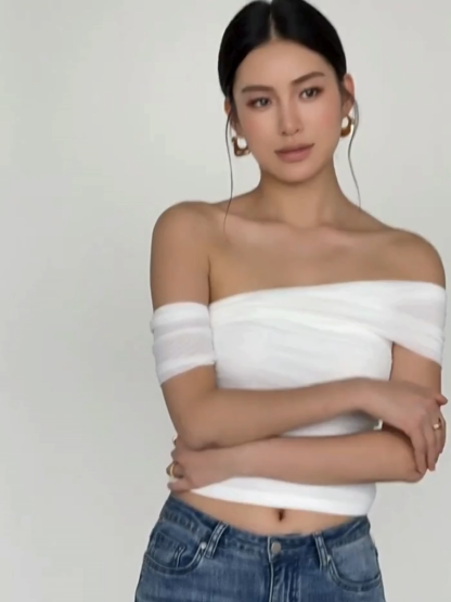 Khloe Asymmetric Shoulder Top