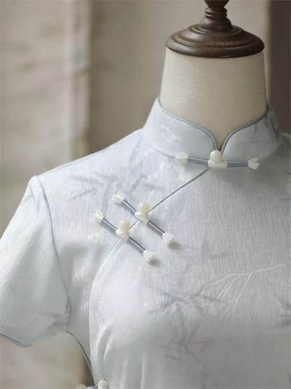 Yun Die Bamboo Print Short Sleeve Cheongsam