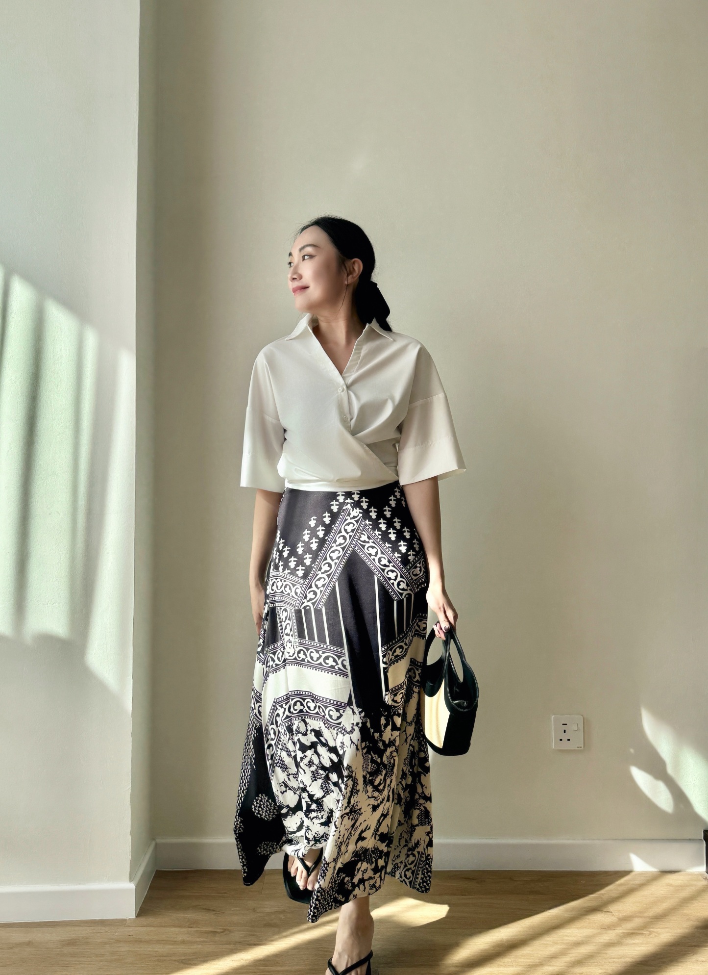 Videl Graphic Printing Skirt