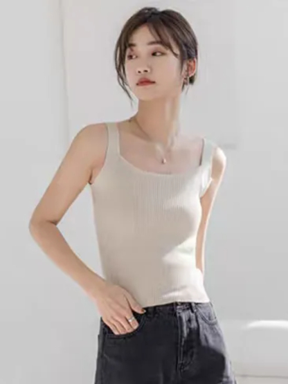 Dosya Bold Cami Top-The Black Bow-