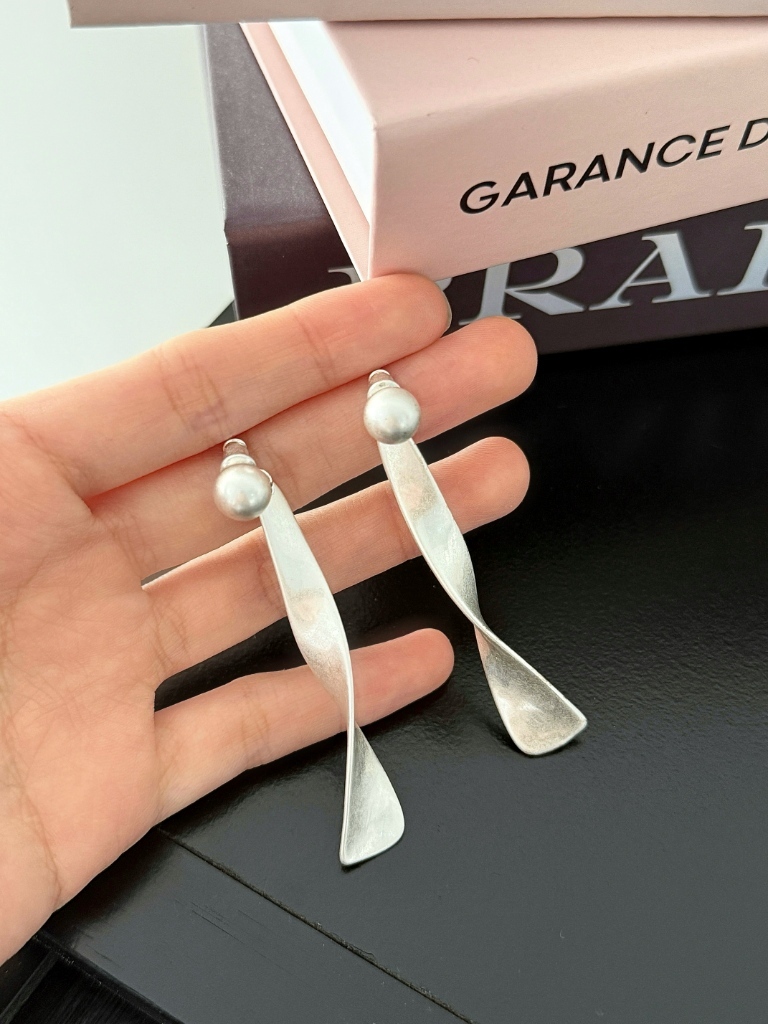 Lilit Frosted Ripple Earrings
