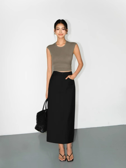 Manda Back Slit OL Skirt-The Black Bow-