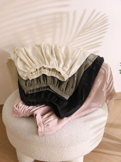 Ling Hua Oriental Top & Skirt Set