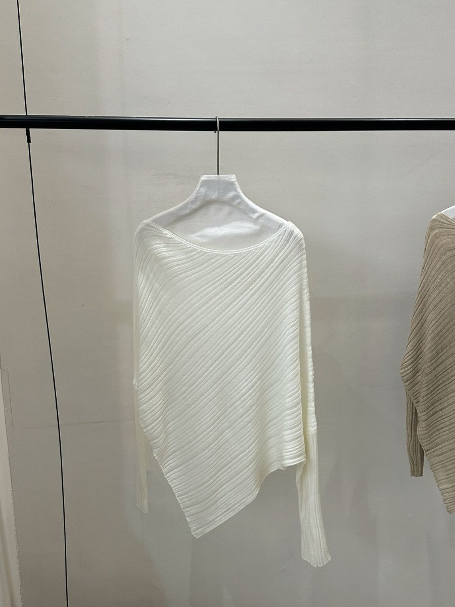 Phineas Cape Shawl
