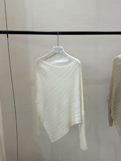 Phineas Cape Shawl