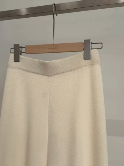 Knit Pants (PT101)