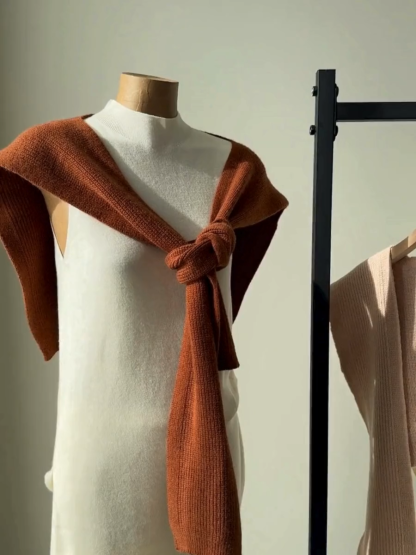 Wewe Ribbed Knit Shawl