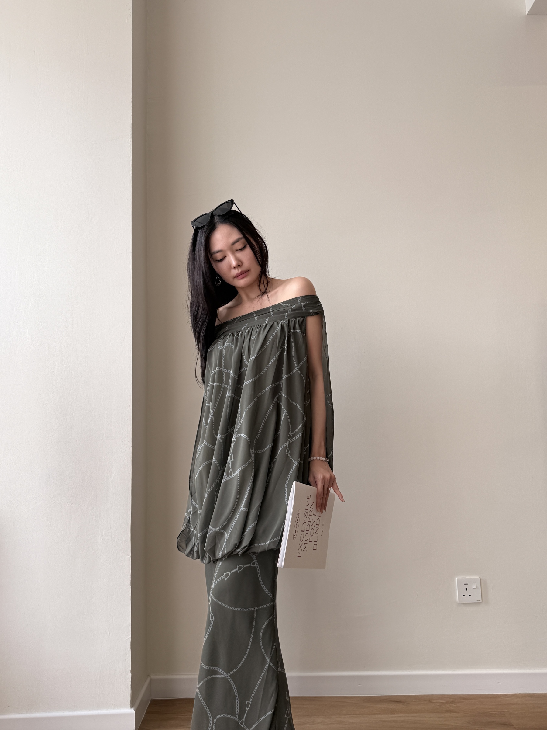 Wanessa Off Shoulder Flowy Top