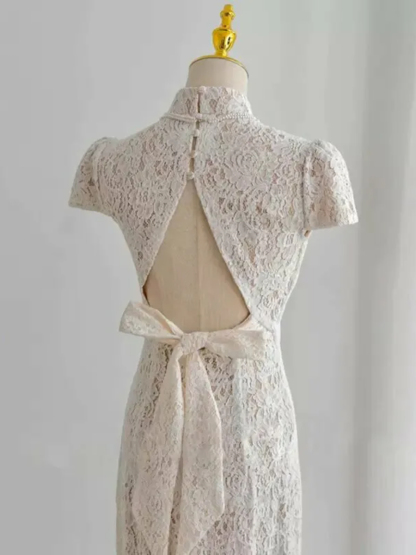 Wan Ru Bare Back Lacey Cheongsam-The Black Bow-