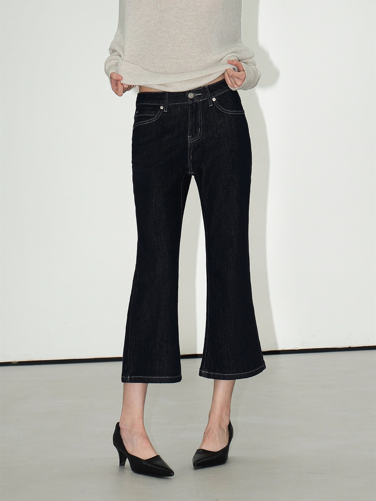 Laurel Cropped Flare Jeans
