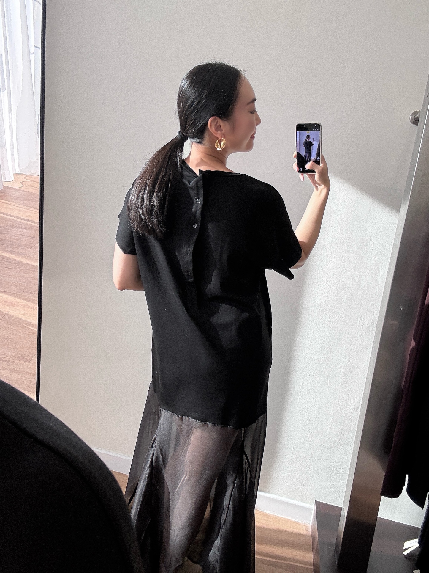 Vivay Flowy Panel Dress
