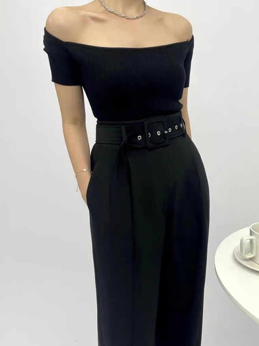 Fabianco Queen Anne Collar Knit Top