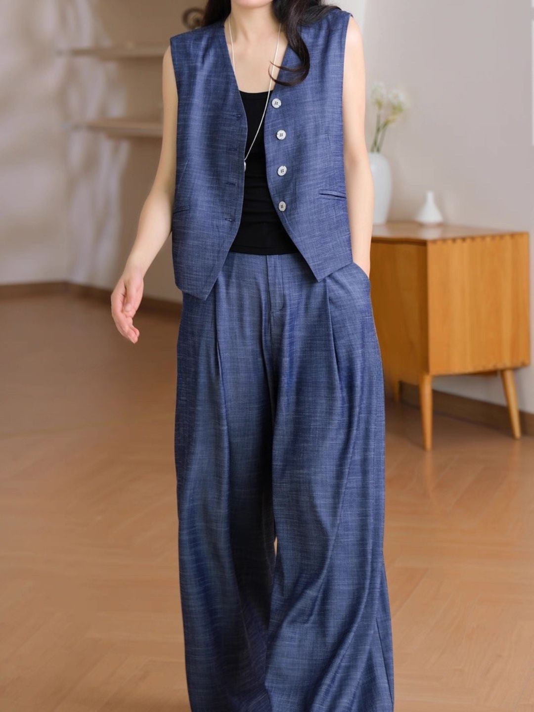 Ling Heng Vest