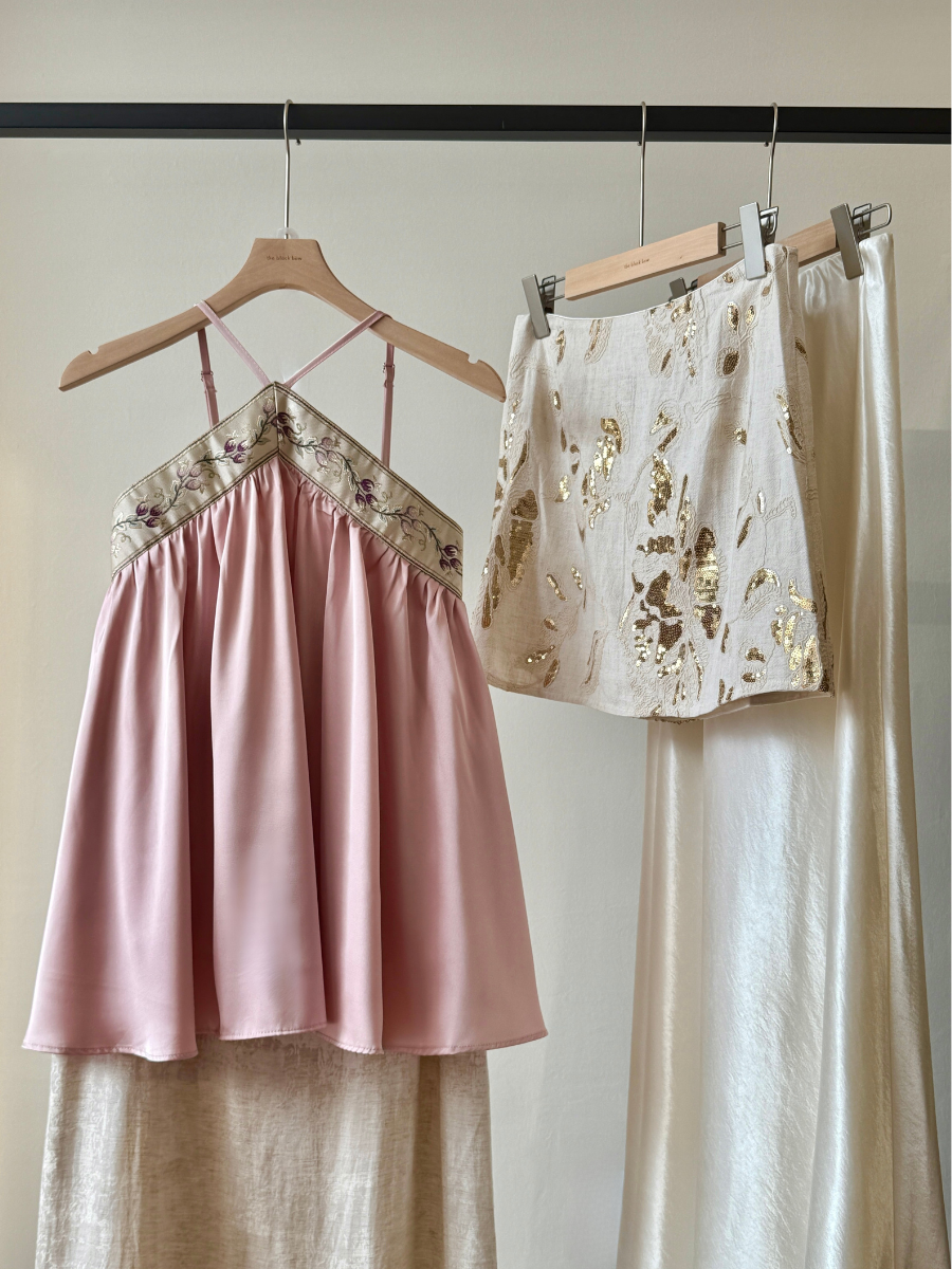 Li Mei Halter Neck Oriental Top