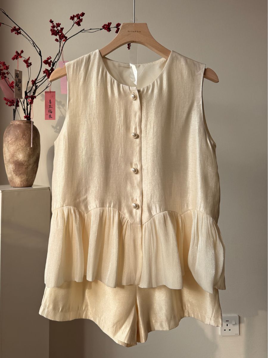 Ling Ci Pearlescent Sleeveless Top & Shorts Set