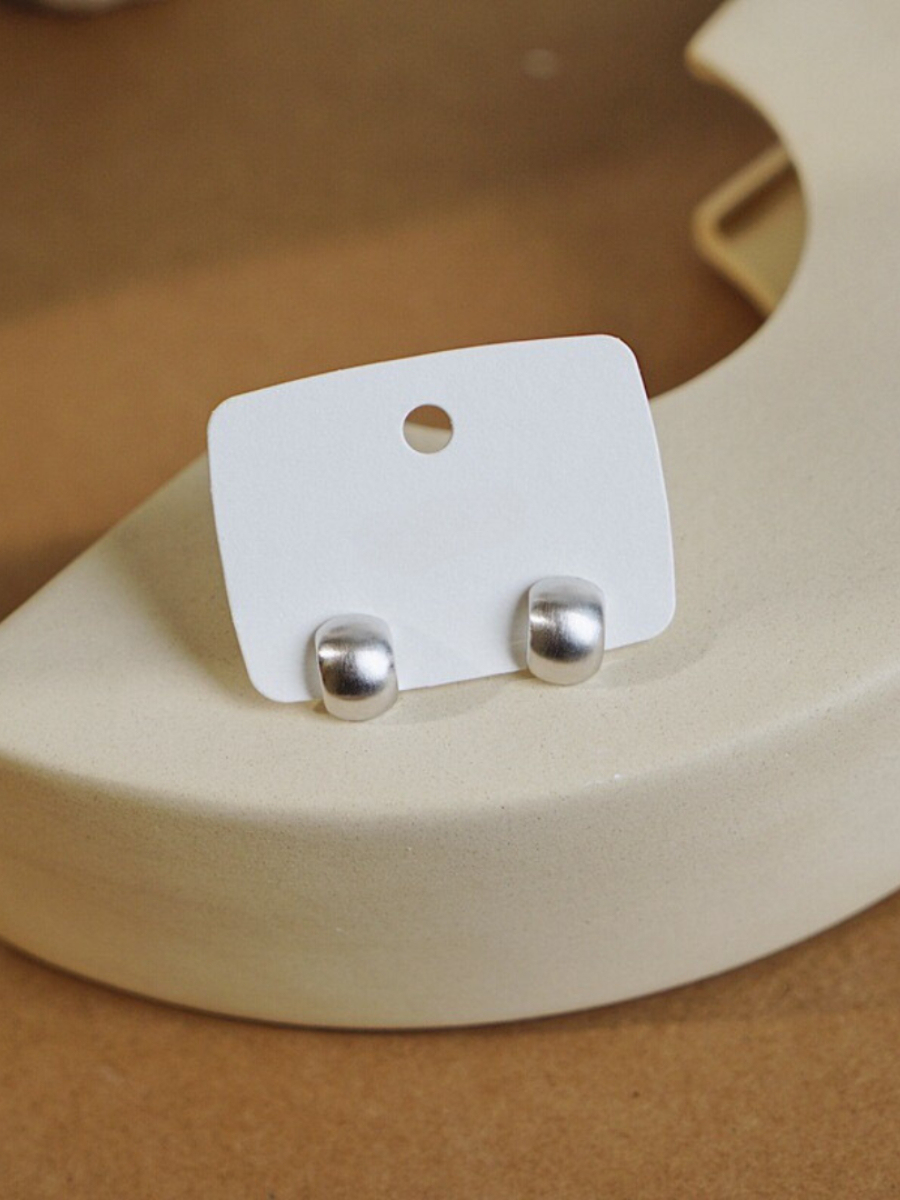 Metal Beans Ear Studs-The Black Bow-