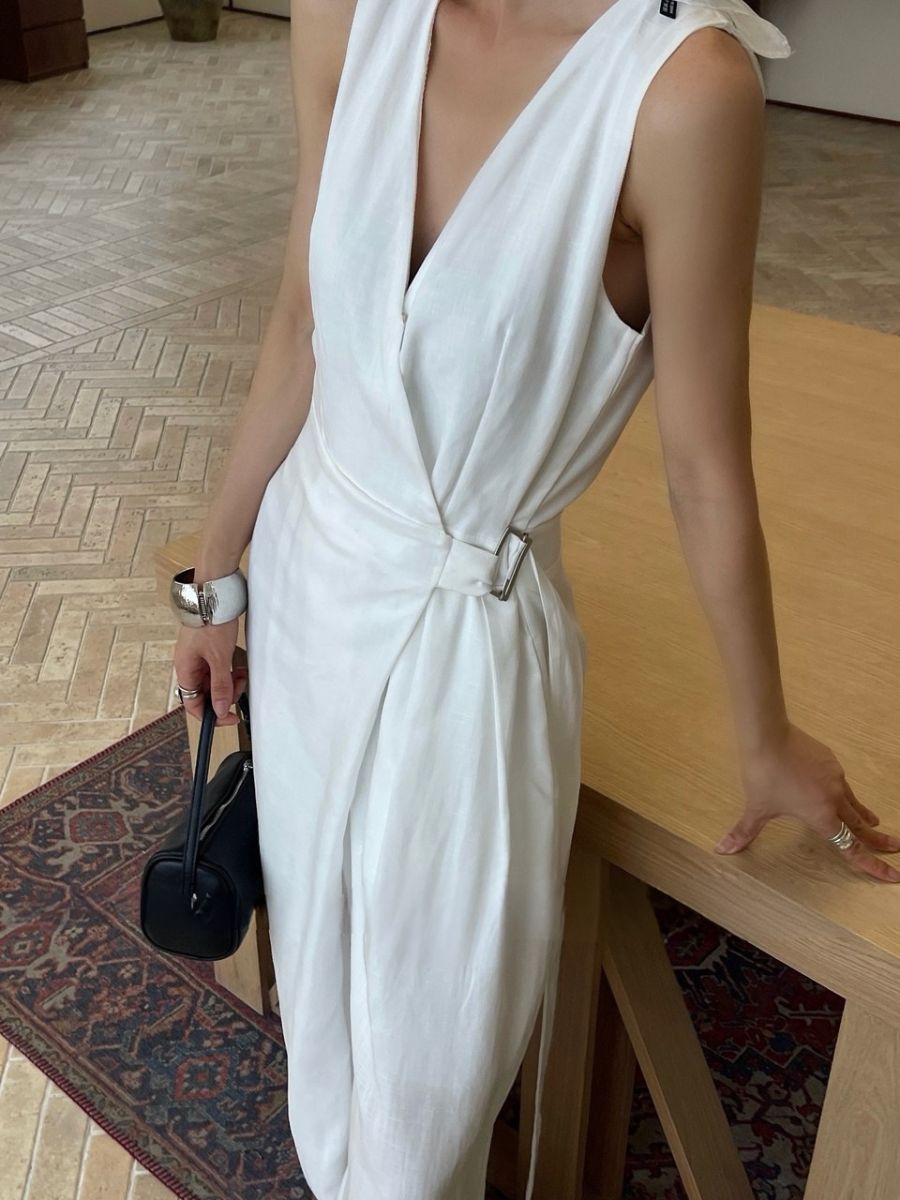 Antonia V Collar Belted Wide Leg Jumpsuit