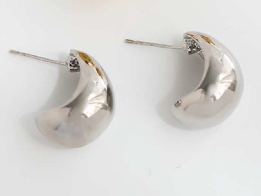 Metal Drops Ear Studs (Gold & Silver)-The Black Bow-