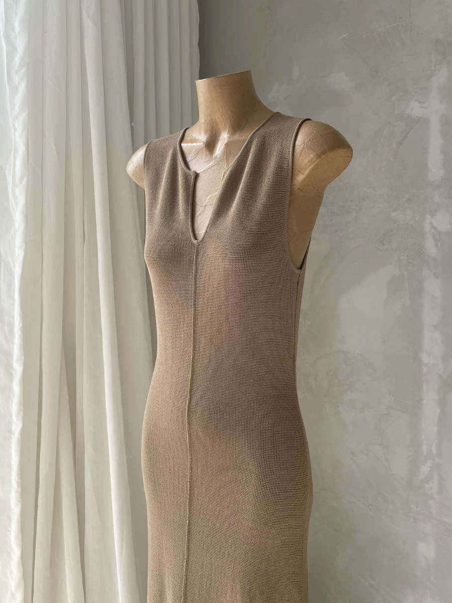 Gaspard V-Neck Maxi Dress (Discounted-Free Size)-The Black Bow-