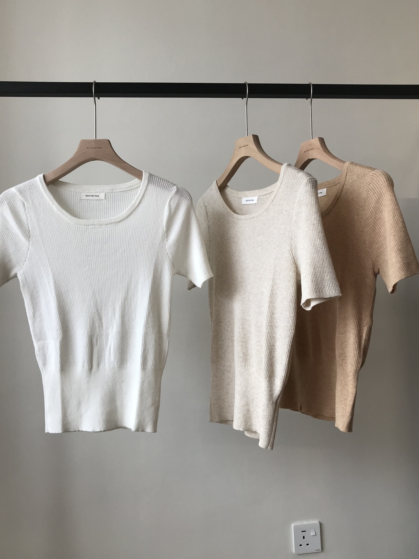 Vane Round Neck Knit Top