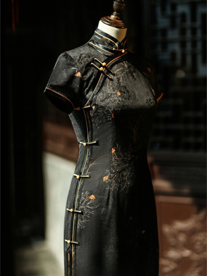 Ya Bao Floral Jacquard Cheongsam