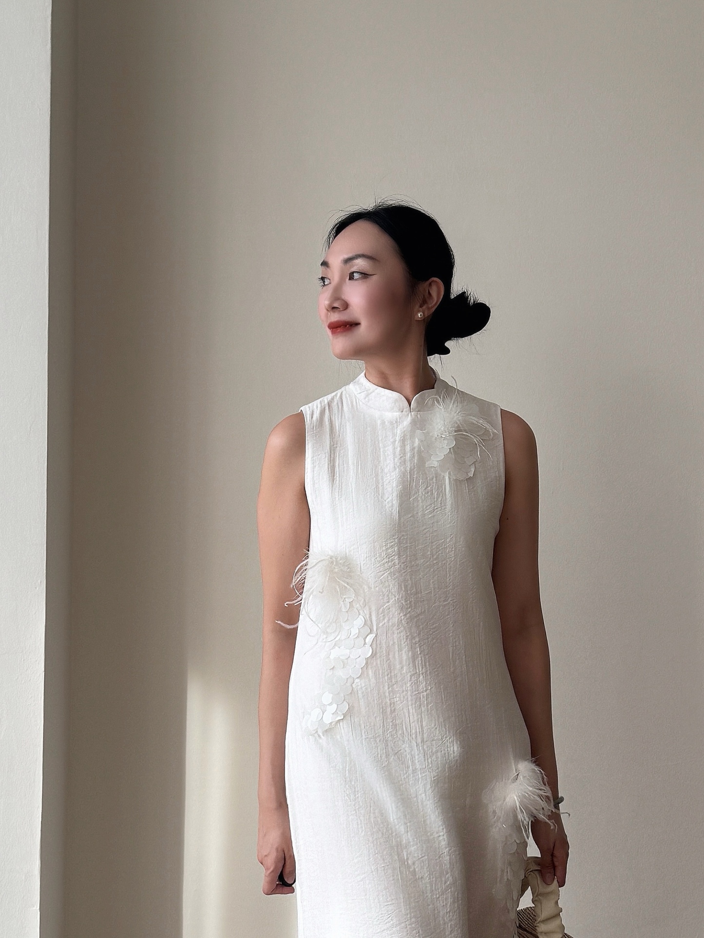 Li Bai Straight Cut Sleeveless Cheongsam