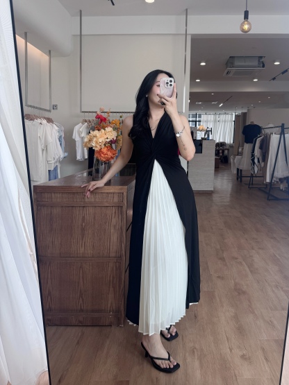 Channy Two-Piece Front Twist Color Block Maxi Dress
