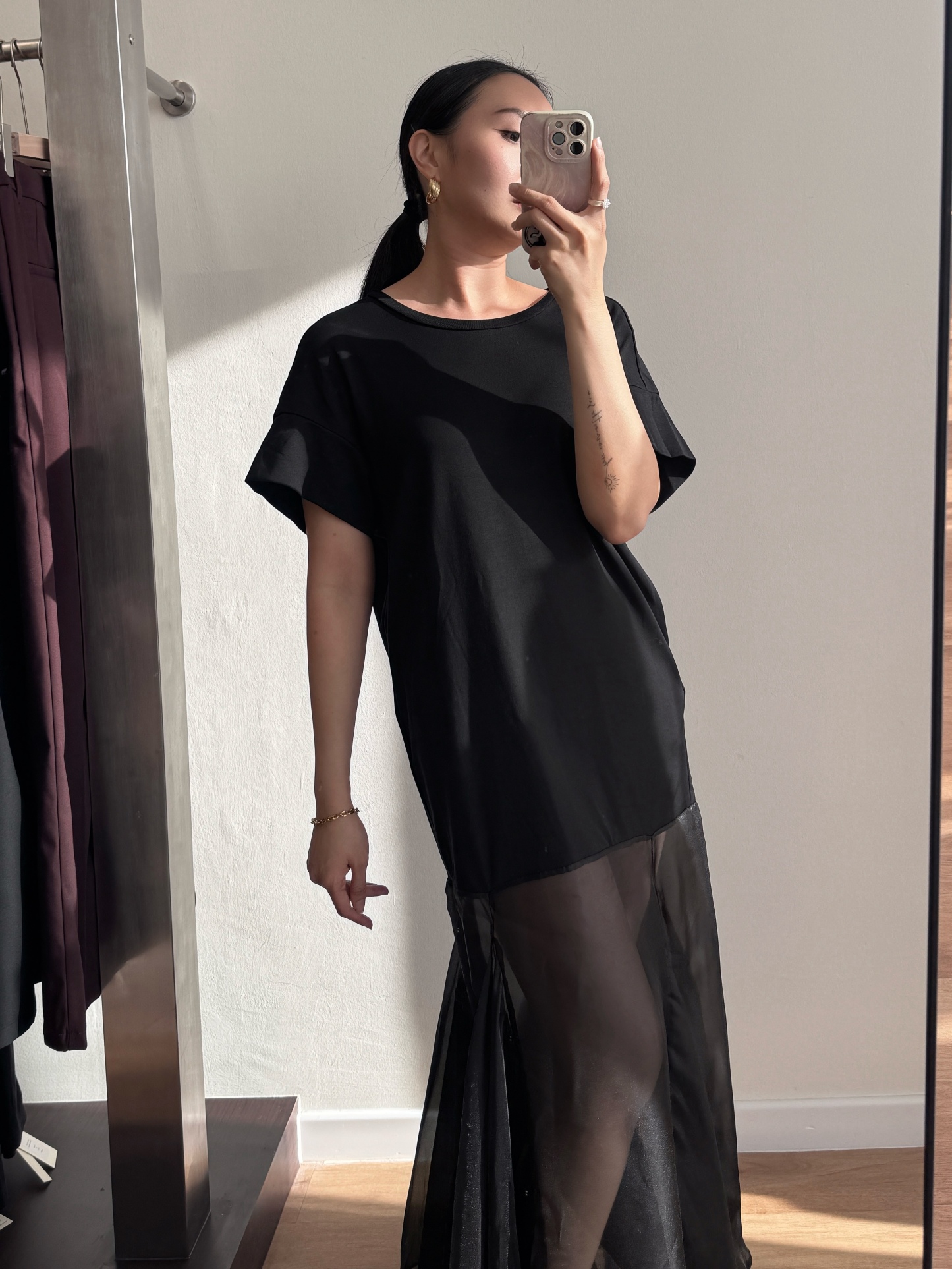 Vivay Flowy Panel Dress