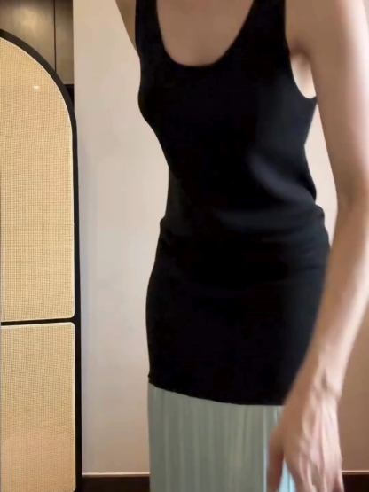Elise Color Block Pleated Patchwork Knit Dress