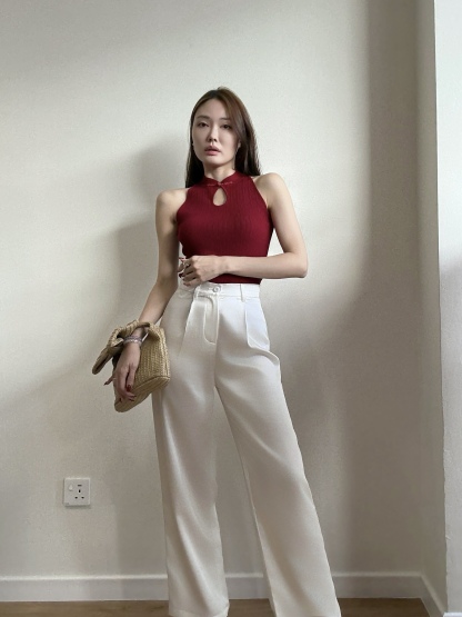 Li Yi Halter Neck Oriental Knit Top