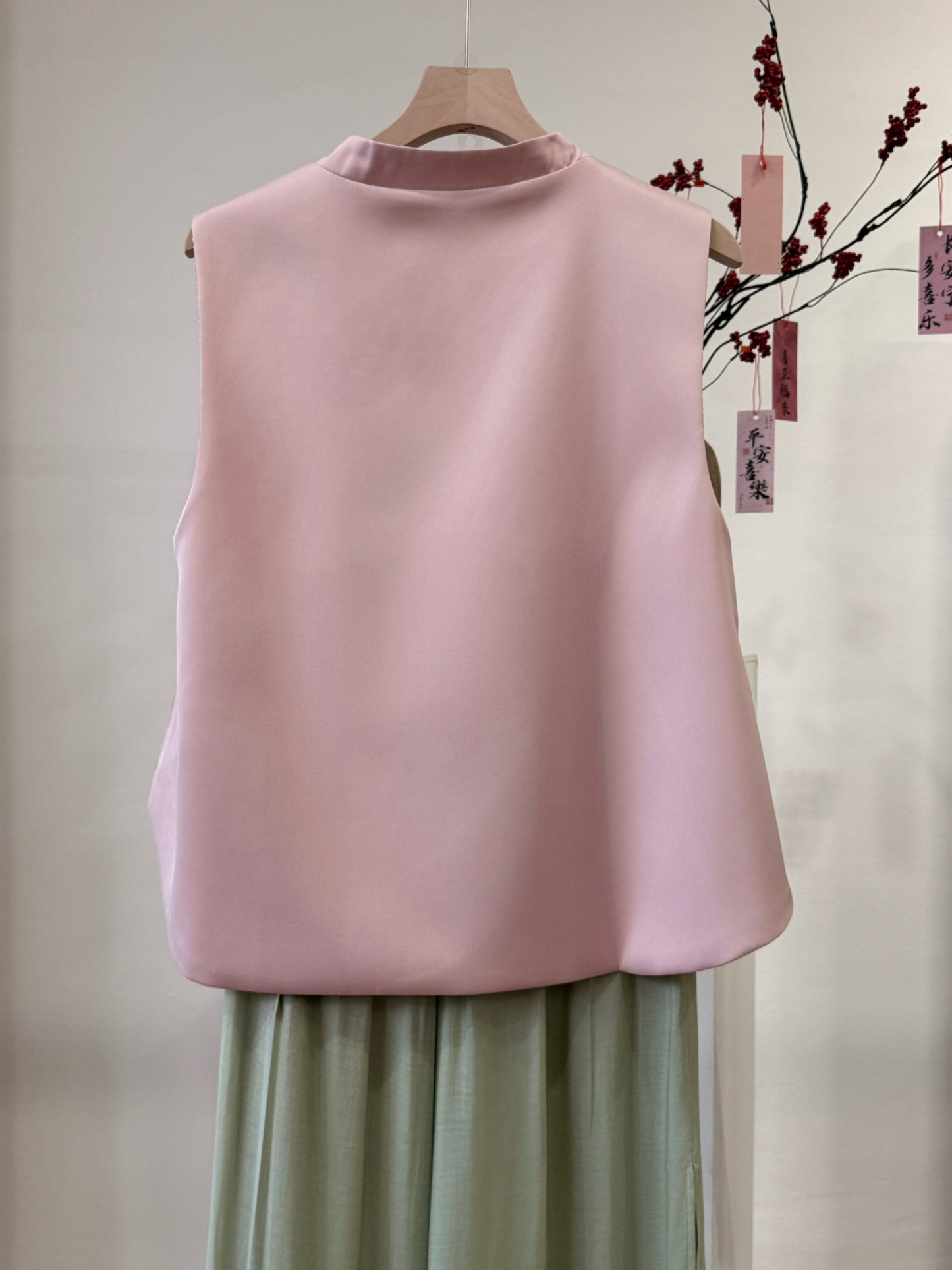 Shuang Qi Pankou Two Sided Oriental Vest