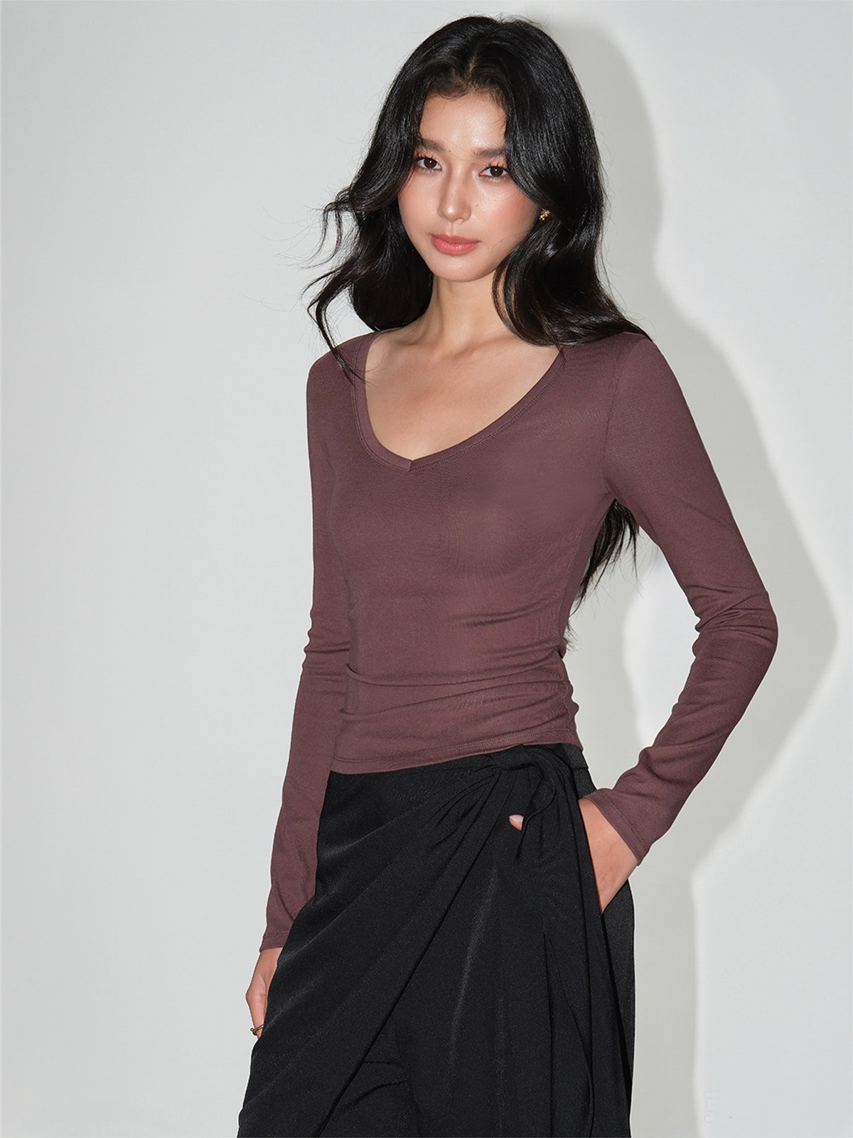 Linnea V-Neck Long-Sleeve Knit Top