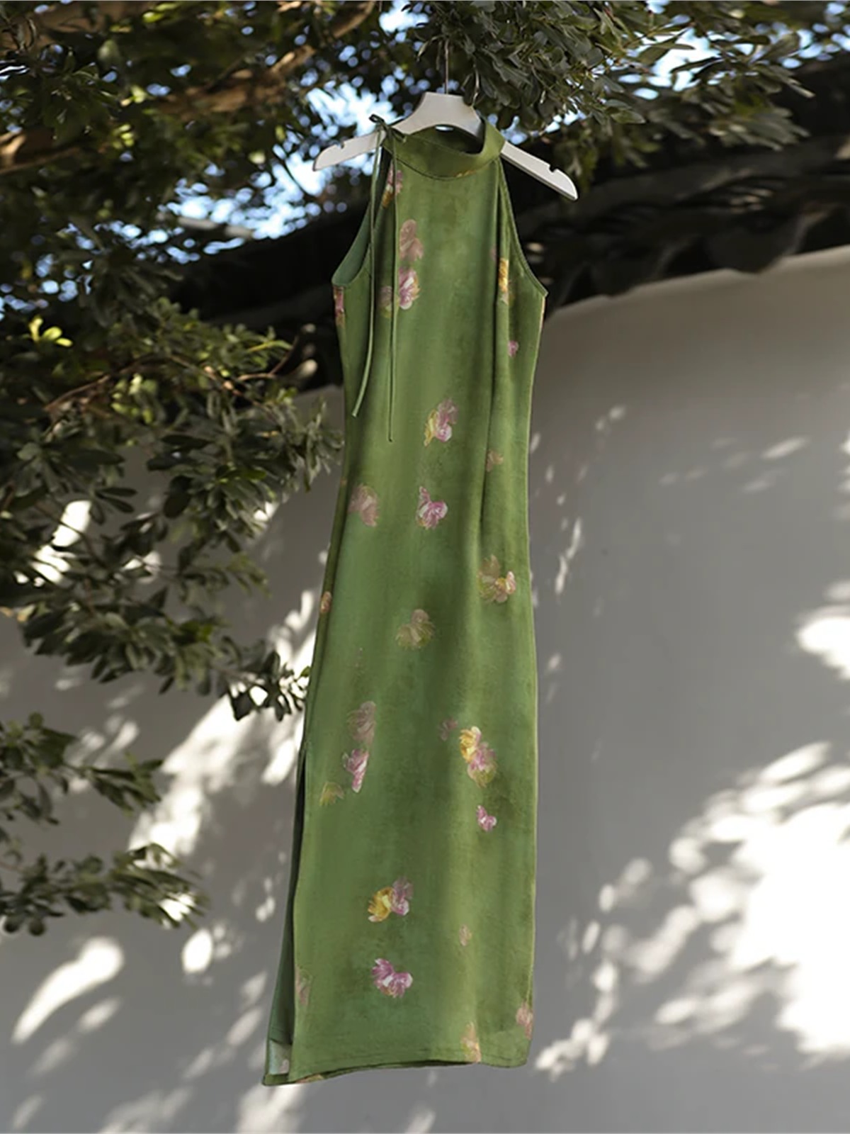 Yun Di Floral Halter Cheongsam
