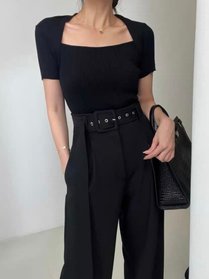 Fabianco Queen Anne Collar Knit Top