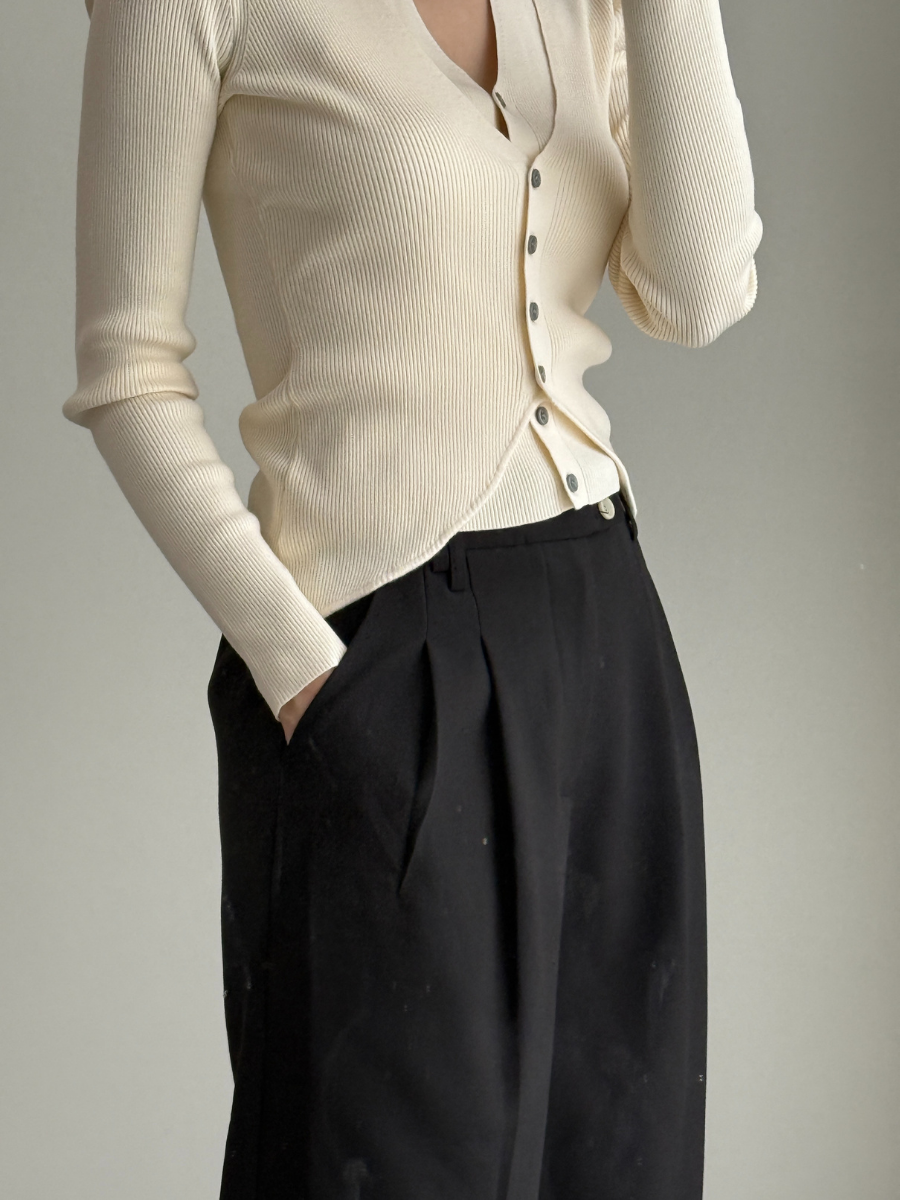 Julian Fake Two Pieces Halter Neck Knit Top