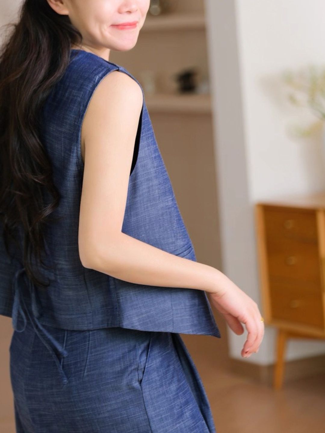 Ling Heng Vest