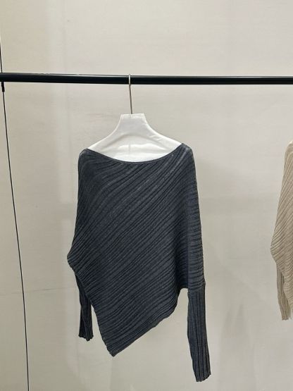 Phineas Cape Shawl