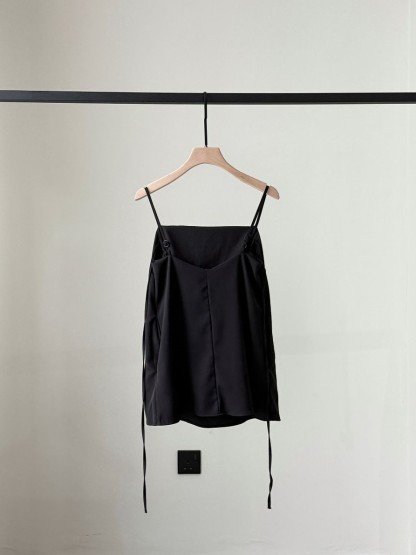 Jabre Flare Cami Top (Discounted-S size)-The Black Bow-